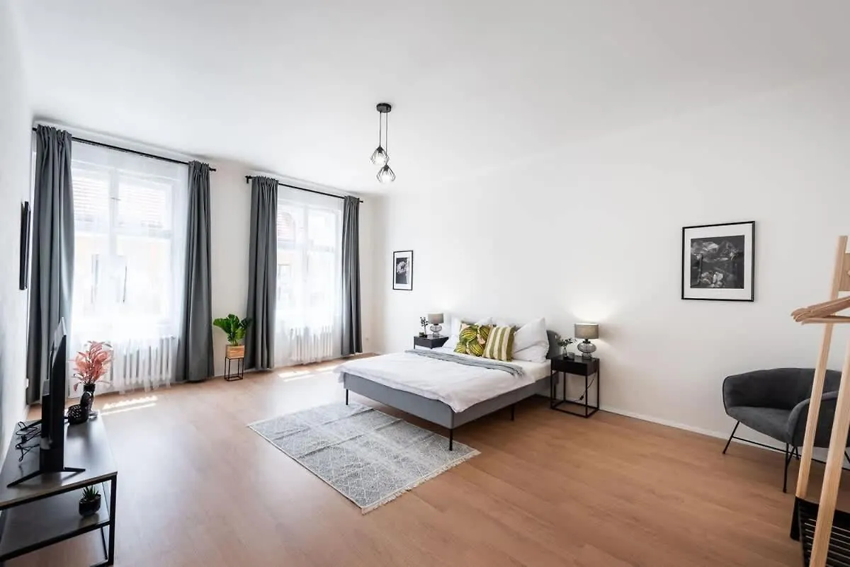 Apartmán Unique Old Town 2Br Oasis With Sofa Bed Praha Česká republika